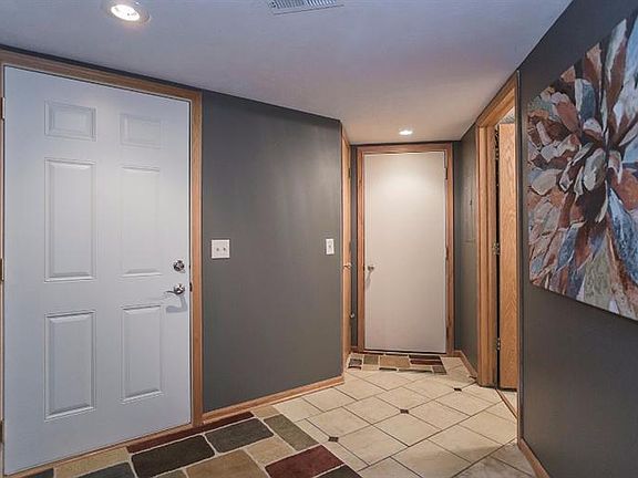 3rd image of 1739 Surfside Dr #9