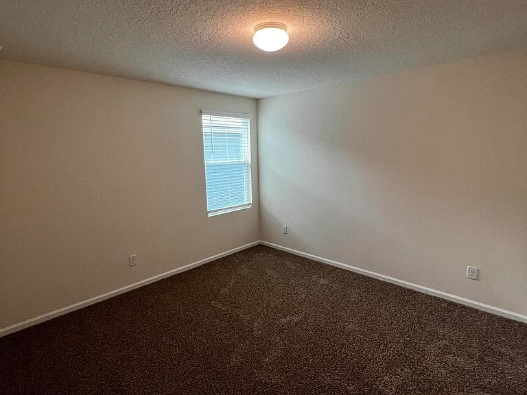 9059 Kipper Dr — Photo 12