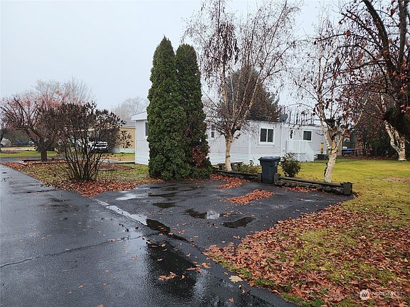 5th image of 4815 Airway Drive NE #110