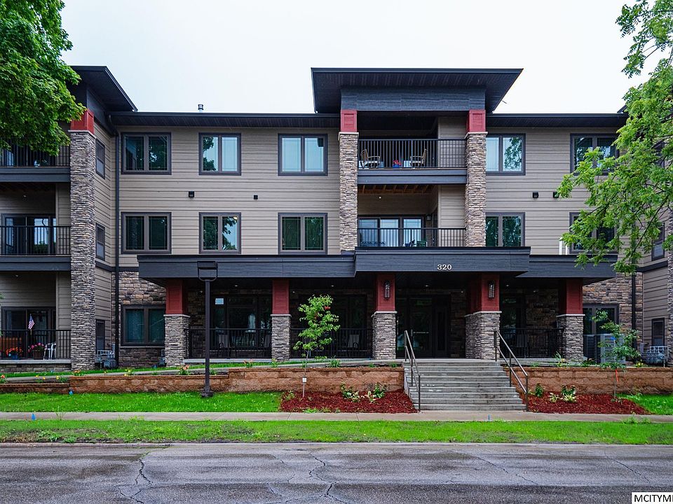 1st image of 320 1st St NE APT 311
