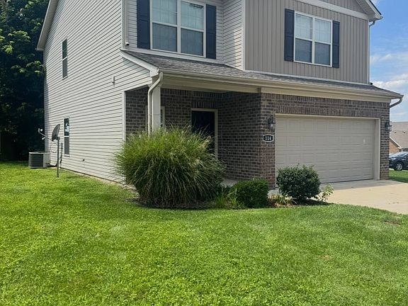 3rd image of 114 Stephen Dr