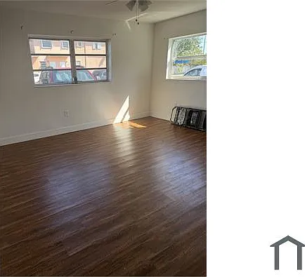 310 W 20th St — Photo 8
