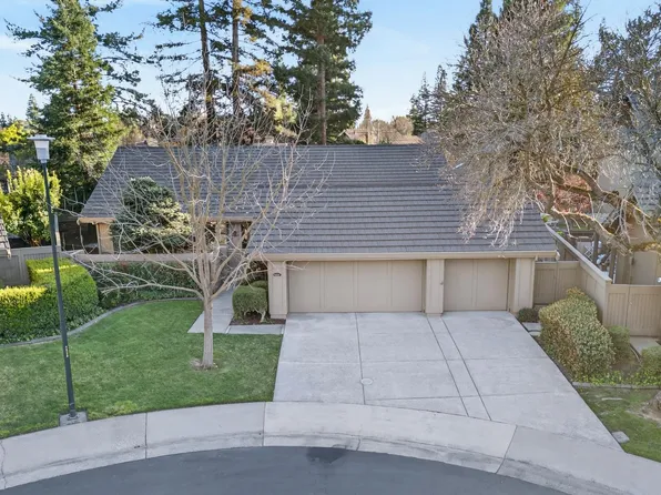 11474 Round House Ct, Gold River, CA 95670