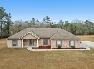 68 N Apple South Dr, Carriere, MS 39426