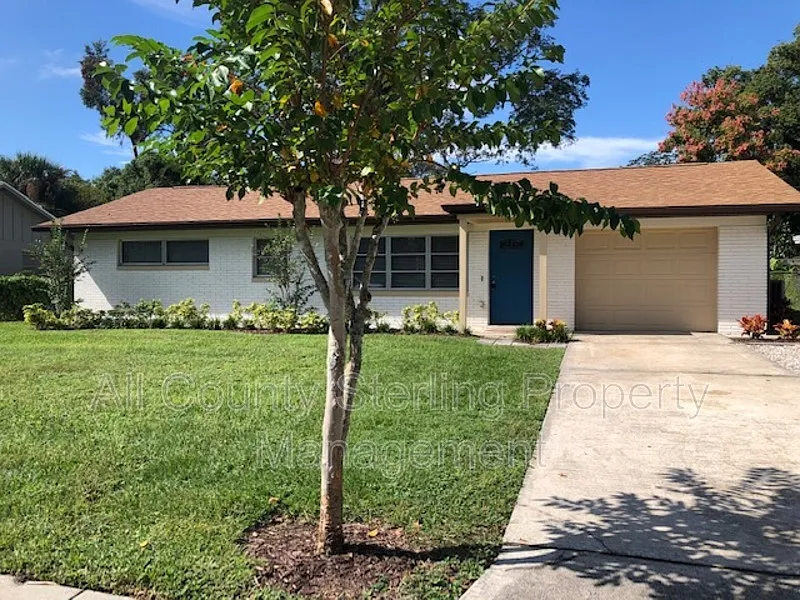 825 Driver Ave