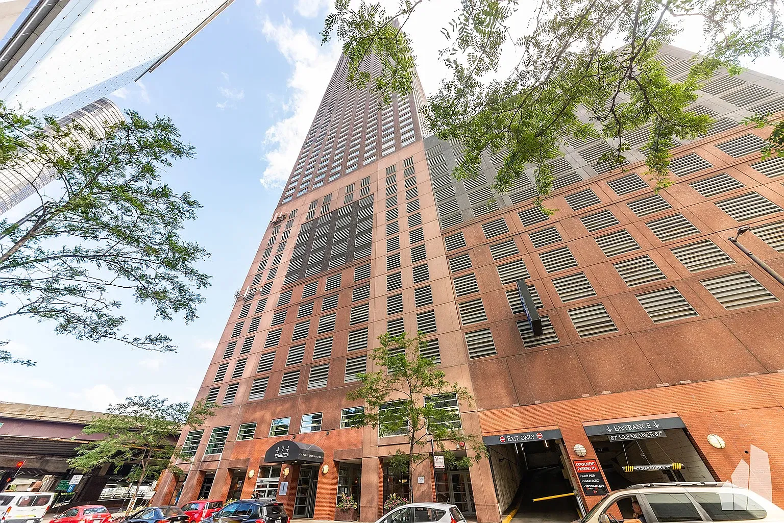 1 bed, 740 sqft, $2,080 — Photo 1