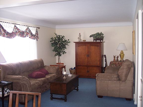 Formal living and dining rooms