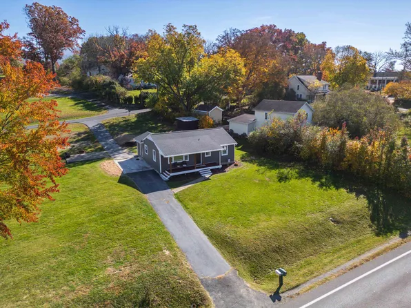 706 Augusta Ave, Grottoes, VA 24441