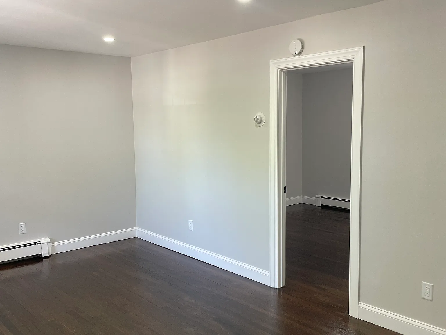Grove Street Apartments — Photo 4
