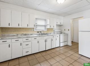 1713 Lincoln St, Blair, NE 68008
