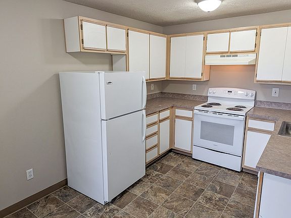 5th image of 1340-1376 W Locust St #1358