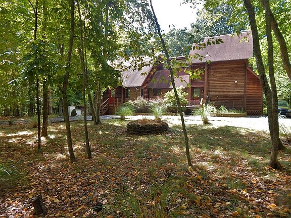 3rd image of 1354 Pocono Mountain Lake Dr