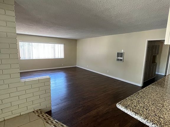 3rd image of 316 Coronado Ave APT 1