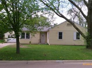 117 N Morningside Dr, Le Sueur, MN 56058