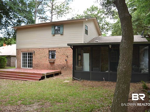3rd image of 2564 Manuel Dr