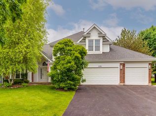 2130 Birchwood Ln, Buffalo Grove, IL