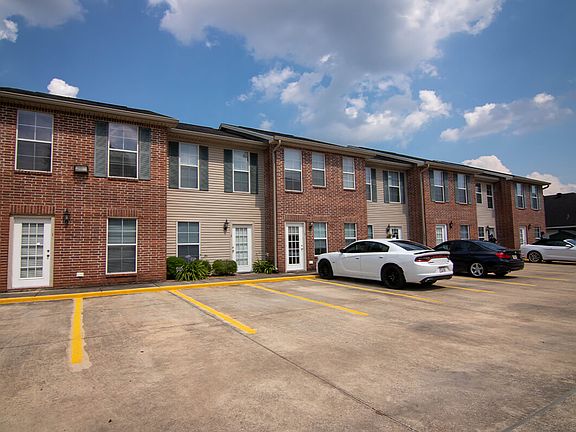 PELICAN-PLACE-TOWNHOMES-4439-BROWN_06272023