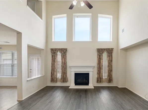 5029 Coral Cv, Denton, TX 76210