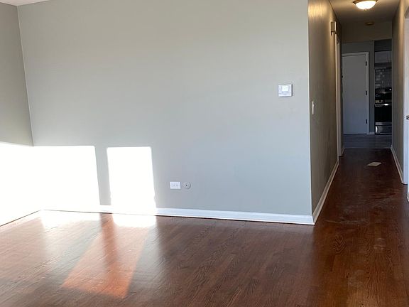 3rd image of 4255 N Neva Ave #2