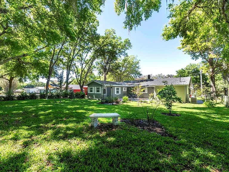 1210 N Donnelly St — Photo 11