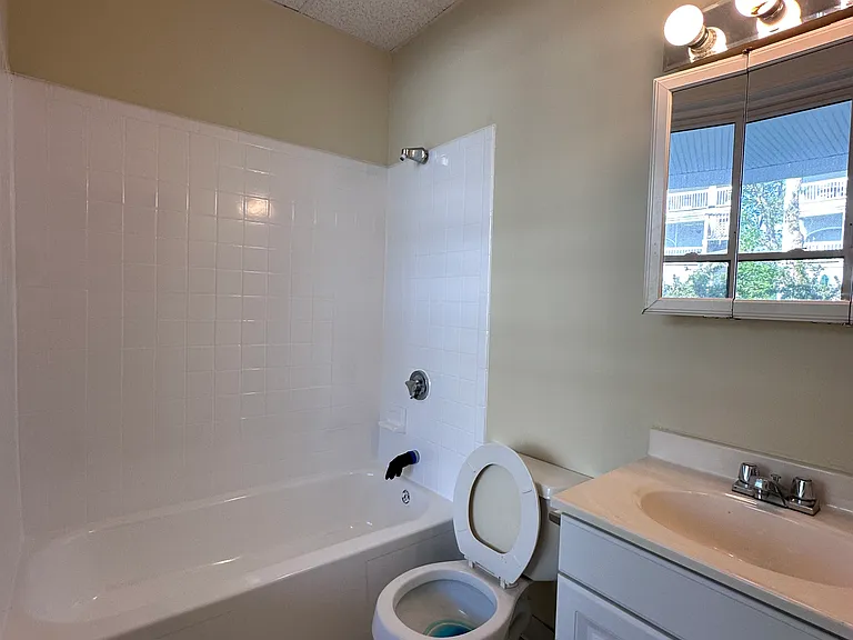 295 Nahant Rd #3U — Photo 10