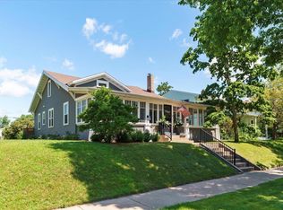2119 Main St, La Crosse, WI 54601
