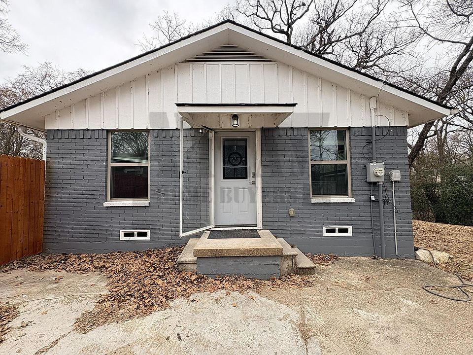 1st image of 401 Forest Ln