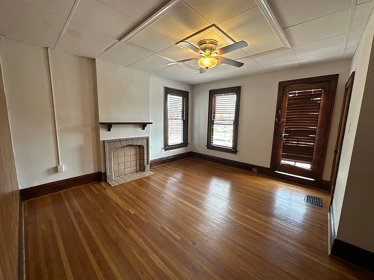 N High St 2321-2327 ONYX — Photo 7