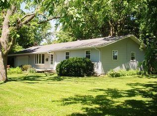 202 S Whitehead St, Tolono, IL
