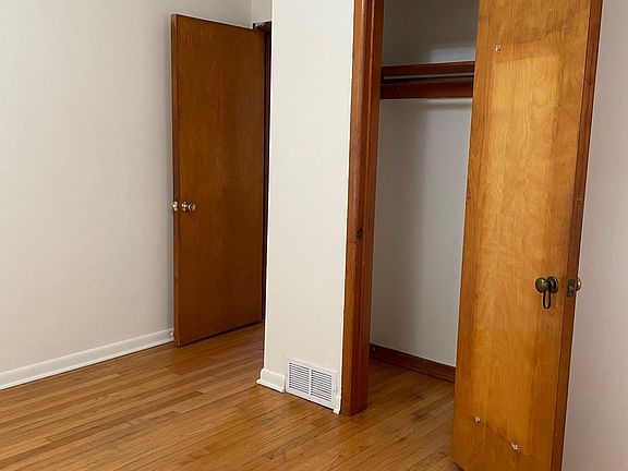 5th image of 1708 Linwood Ave