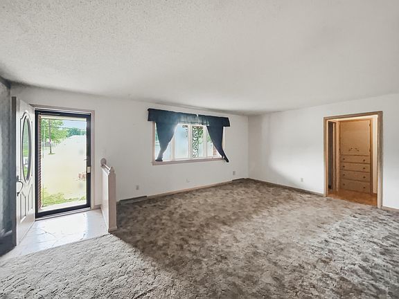 3rd image of 203 E College Street