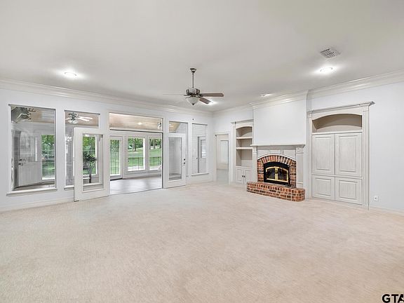 5th image of 23301 Greenwood Trl