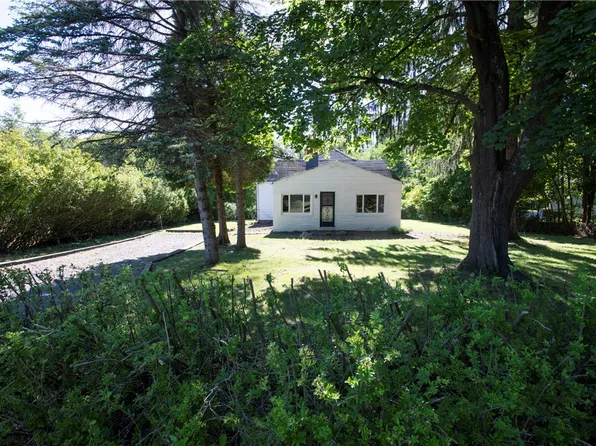 2712 W Bardonner Rd, Gibsonia, PA 15044