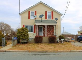186 Spencer St, Fall River, MA 02721