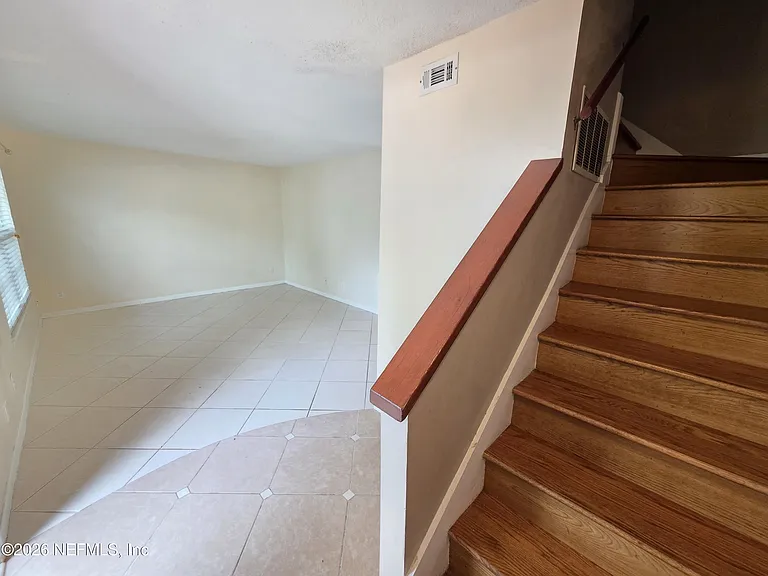 227 Kettering Ct — Photo 15