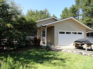 2440 SW Fairway Cir, Waldport, OR 97394