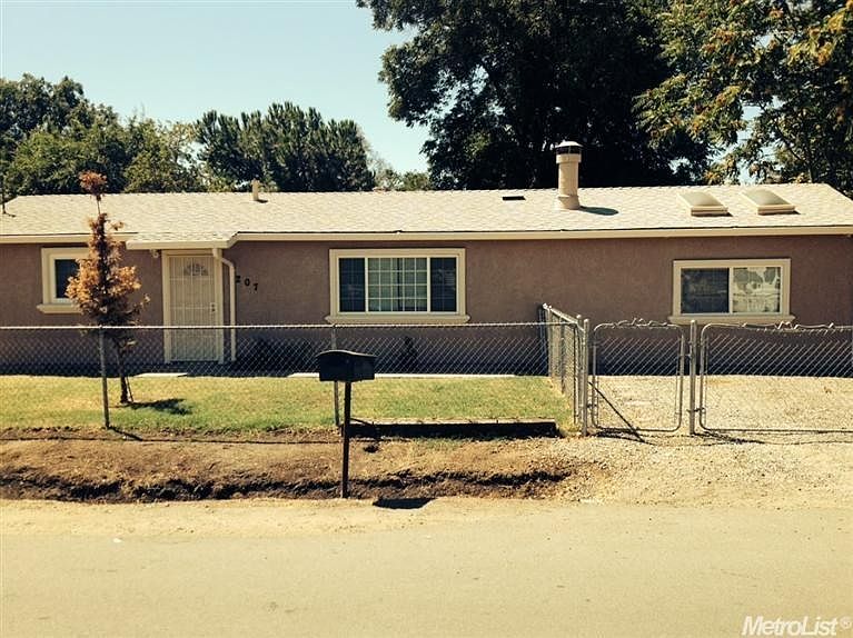 1st image of 207 S Gertrude Ave