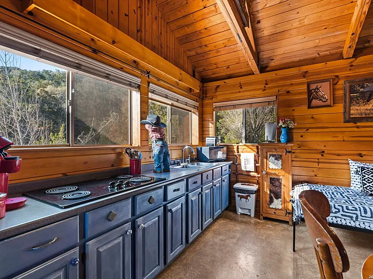 1597 Pipe Springs Dr — Photo 11
