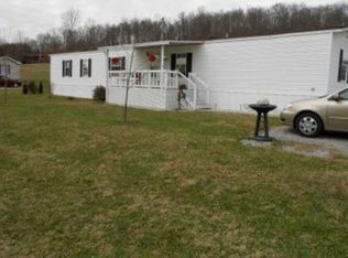 184 Ocean Front View Dr, Mount Vernon, KY 40456