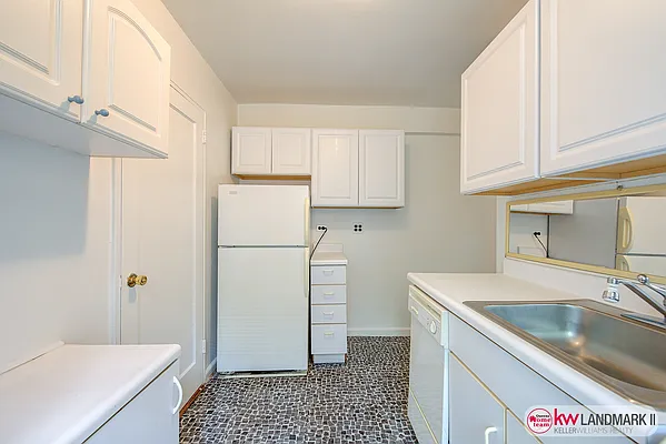 Sold by Keller Williams Realty Landmark II | media 25