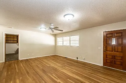 5 bed, 2282 sqft, $1,750 — Photo 4