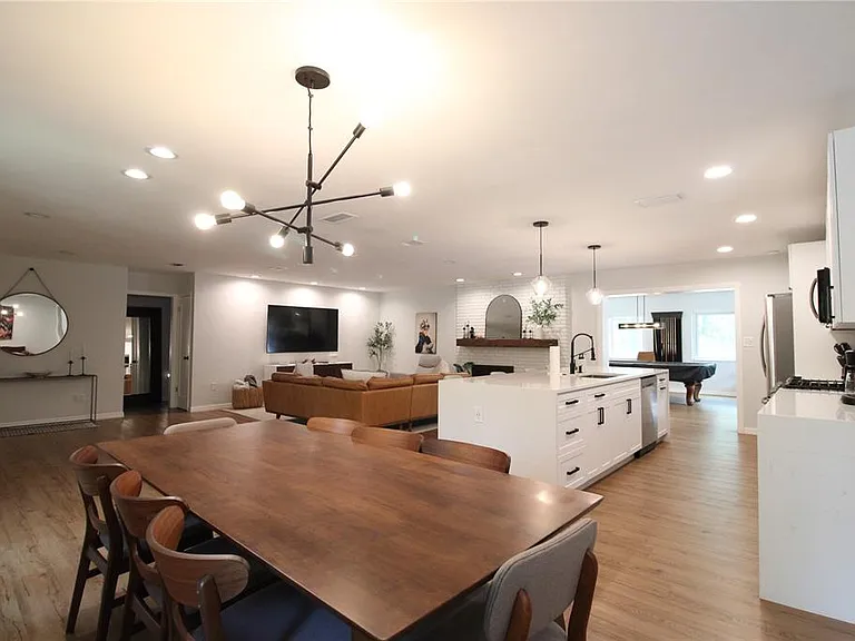 3745 SW 6th Pl — Photo 29