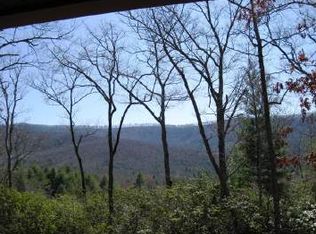 2 Silver Fox Cir, Murphy, NC 28906