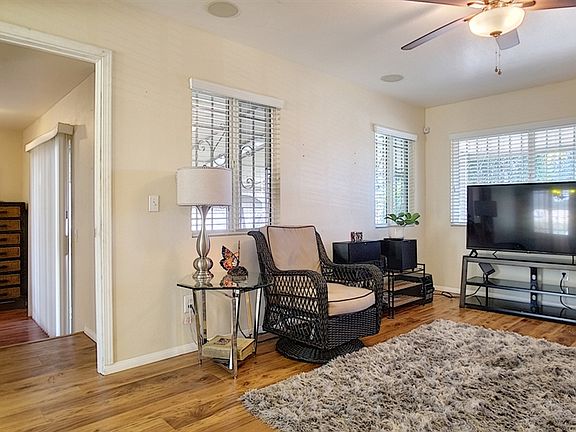 5th image of 5142 Manzanares Way
