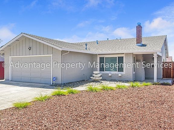 2nd image of 581 Toyon Ave