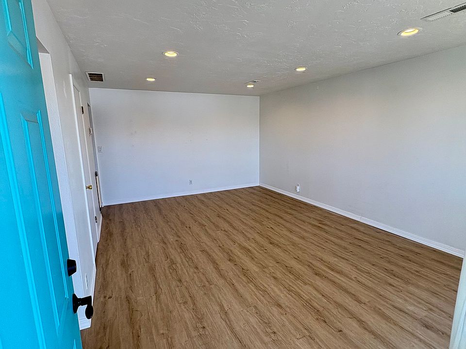 Large Living Room