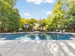 38 Dean Rd, Mendham, NJ 07945