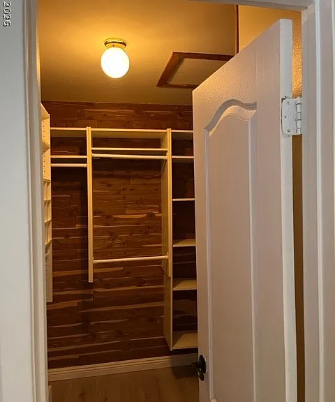 648 Paloma Dr — Photo 10