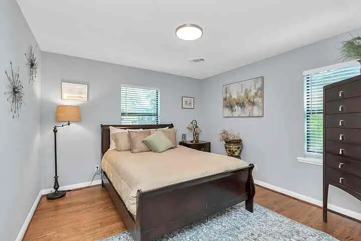 2107 Wakefield Dr — Photo 17