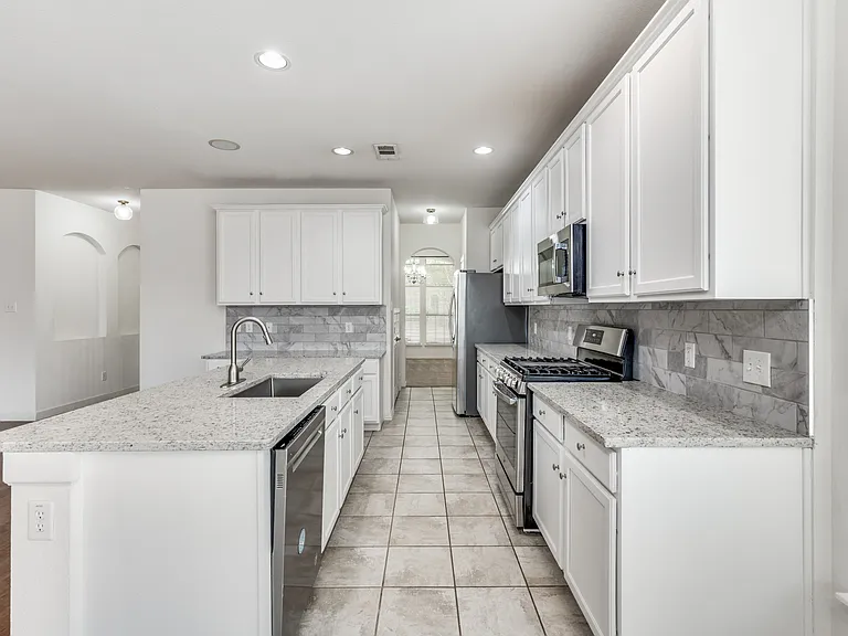 13371 Lime Ridge Dr — Photo 3